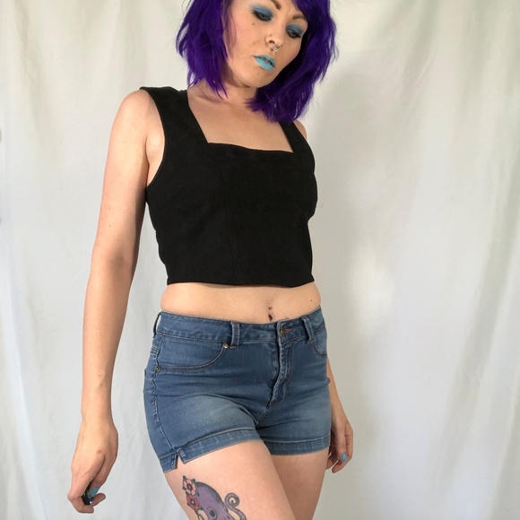 * Pin up Girl * Black summer Crop Top * NEW - Picture 3 of 8
